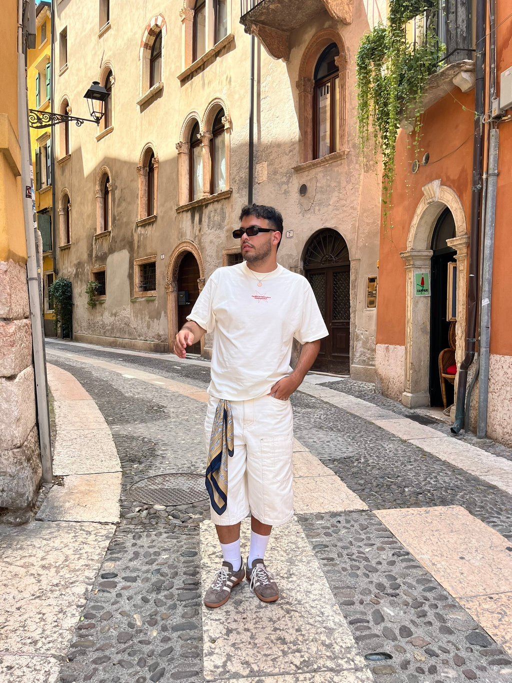 Just mediterranean vibes Tee